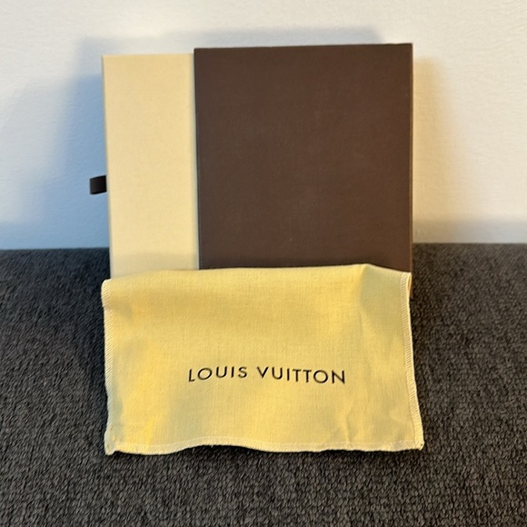 Louis Vuitton wallet box - Picture 3 of 3